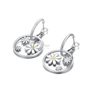 Round Shape Daisy Enamel Earring