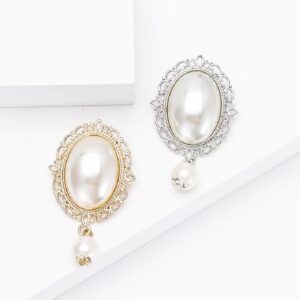 Glowing Pearl Oval Brooch Scarf Pin